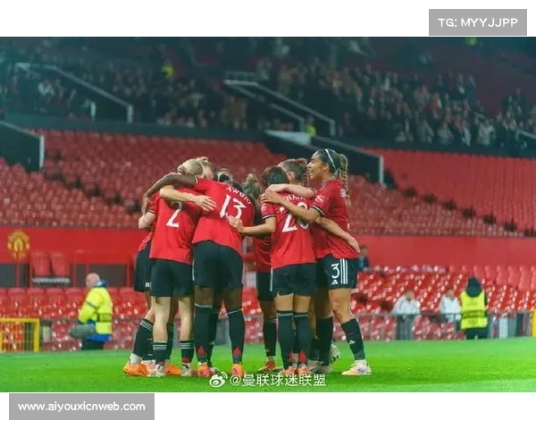 巴黎圣日耳曼女足欧冠夺冠，王子公园球场座无虚席