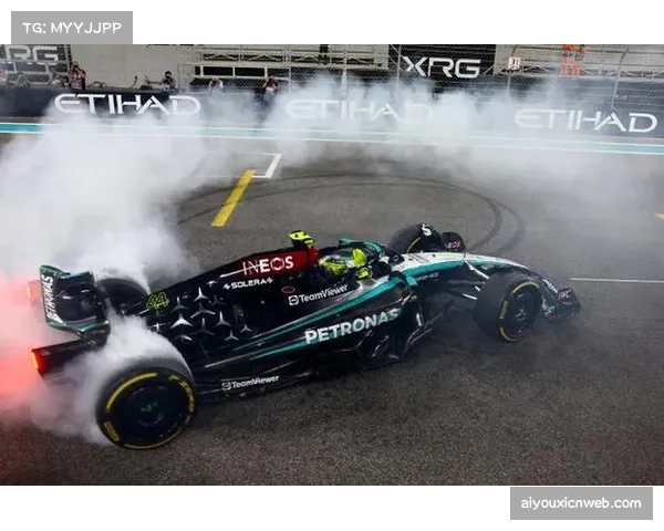 汉密尔顿确认与车队续约一年，2027赛季后退役传闻不攻自破